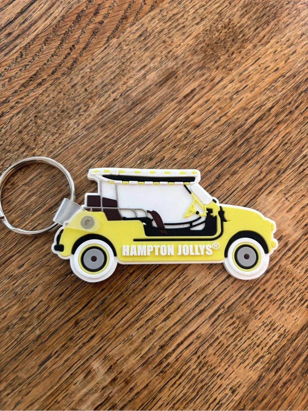 NWOT Hampton Jollys Yellow Car Keyring. Rare and Impossible to find!